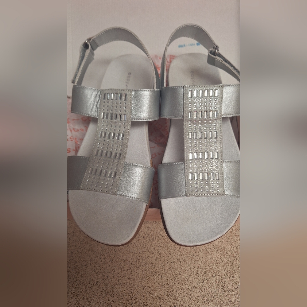 Sandles